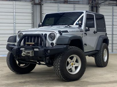 Used 2009 Jeep Wrangler Rubicon w/ Dual Top Group
