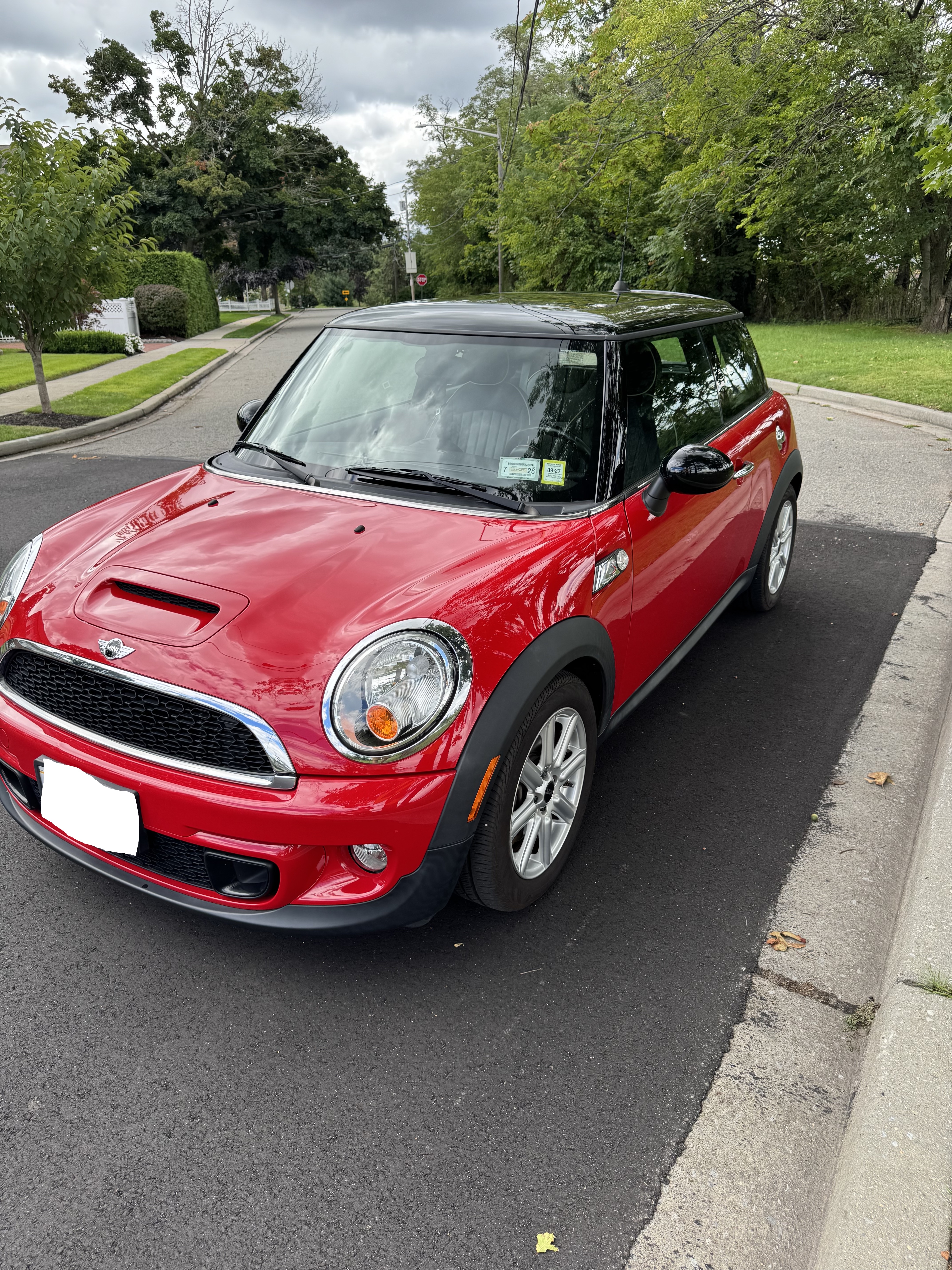 Used 2011 MINI Cooper S FWD image 1