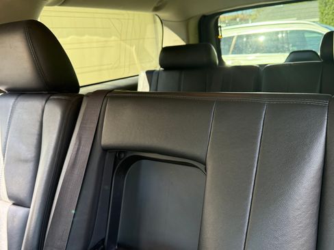 Used 2013 GMC Yukon XL SLT image 11