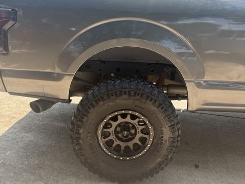 Used 2017 Ford F150 XL w/ Equipment Group 101A Mid RWD image 8