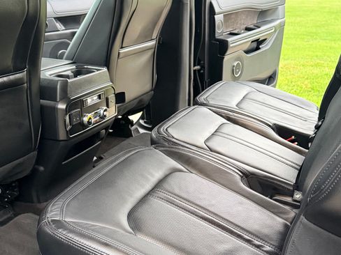 Used 2020 Ford Expedition Max Limited RWD image 10
