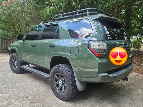 Used 2021 Toyota 4Runner Trail Special Edition AWD/4WD image 2