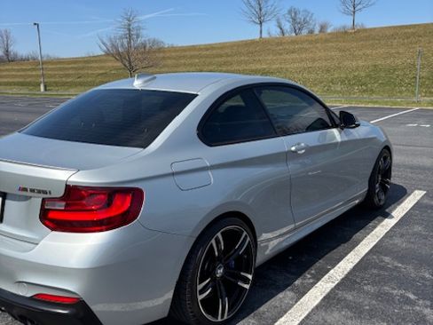 Used 2016 BMW M235i Coupe RWD image 12