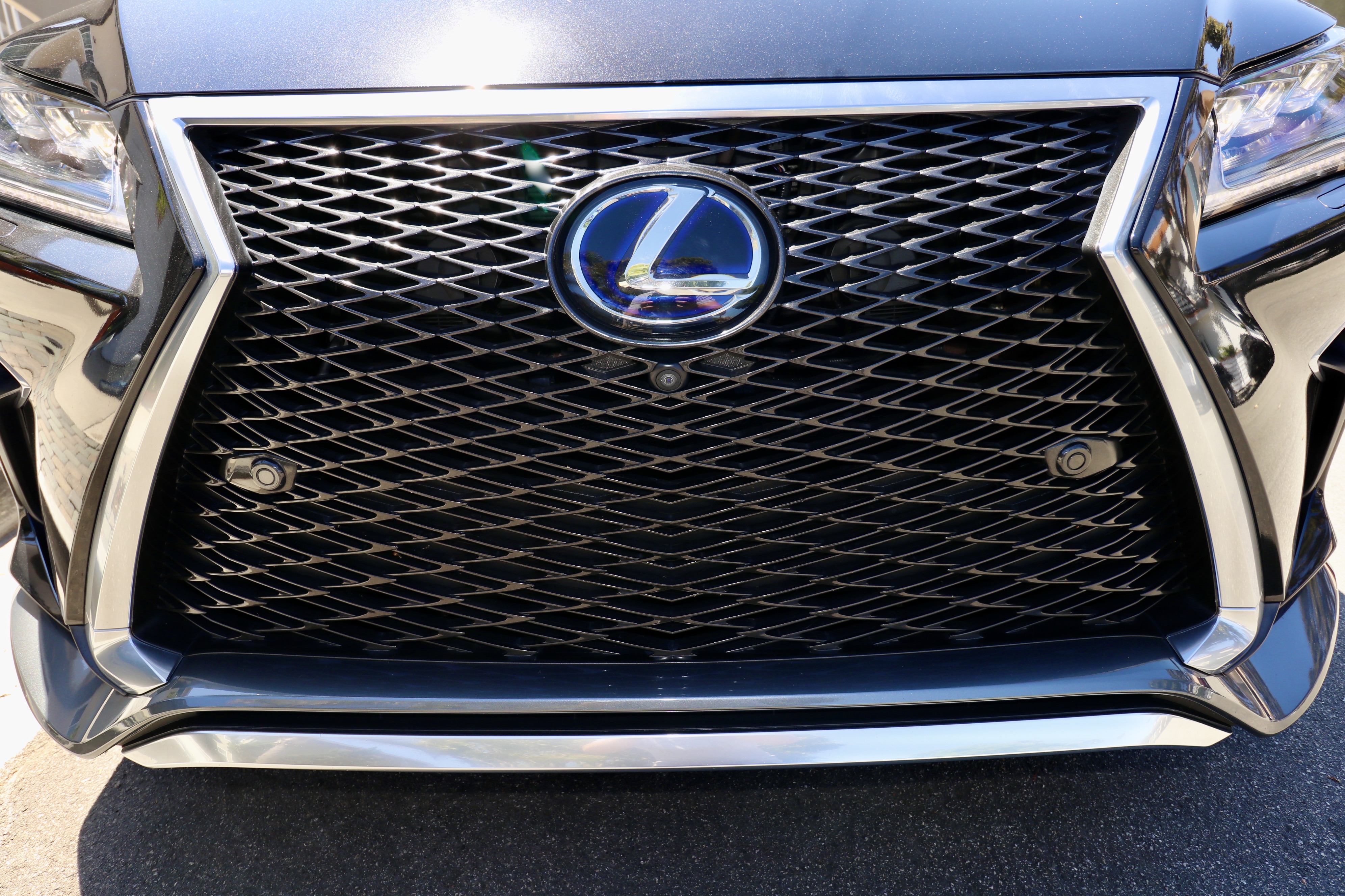 Used 2018 Lexus RX 450h F Sport w/ 3500 lbs Tow Prep Package AWD/4WD image 16