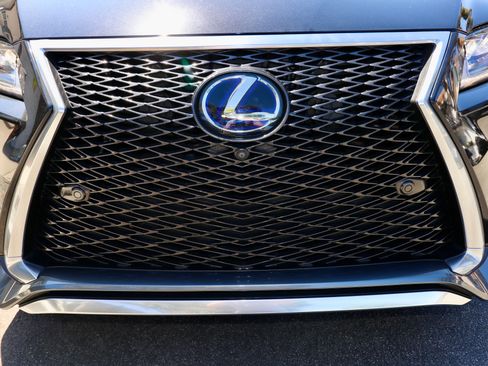 Used 2018 Lexus RX 450h F Sport w/ 3500 lbs Tow Prep Package AWD/4WD image 16