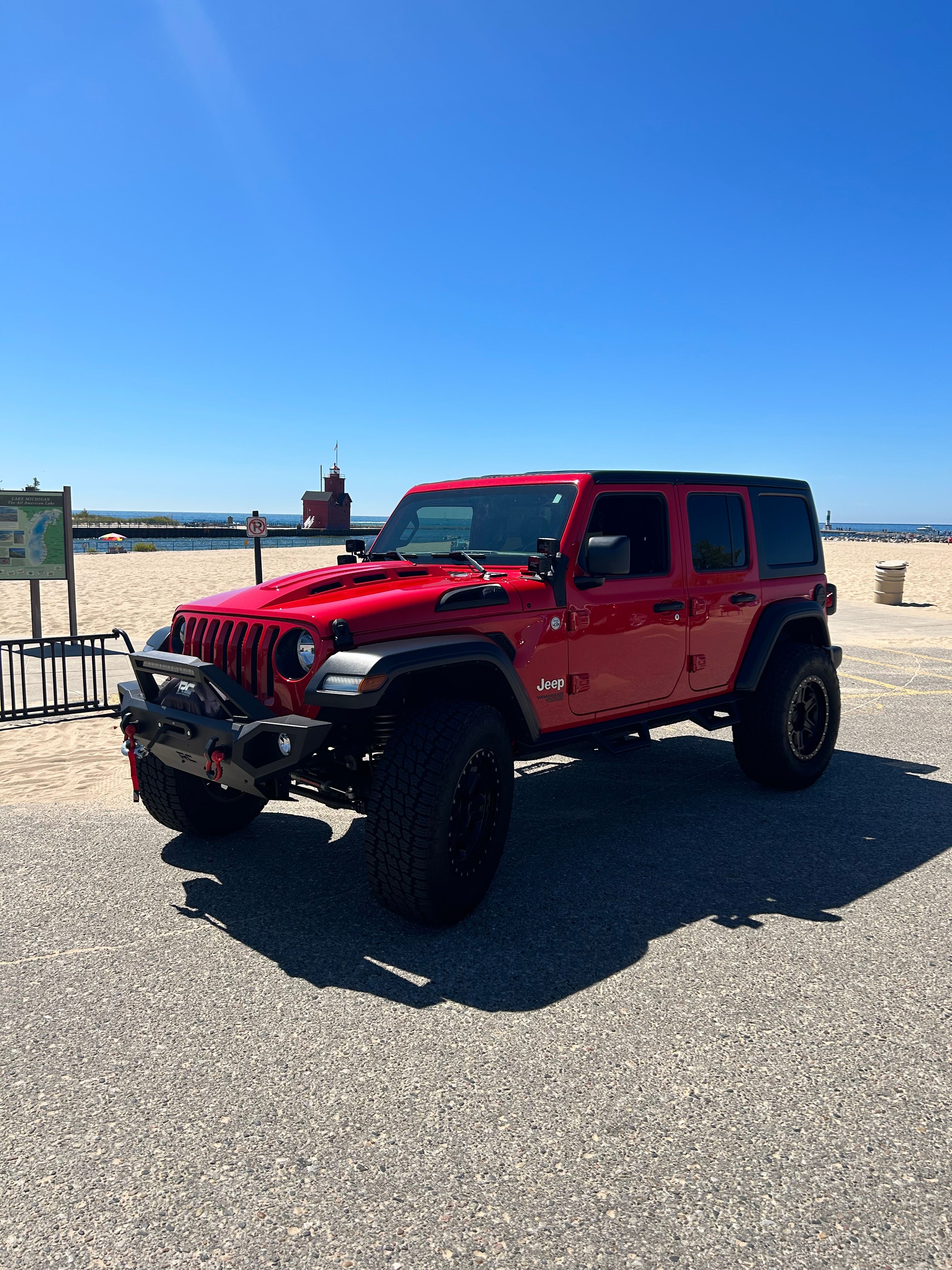 Used 2019 Jeep Wrangler Unlimited Sport S AWD/4WD image 2