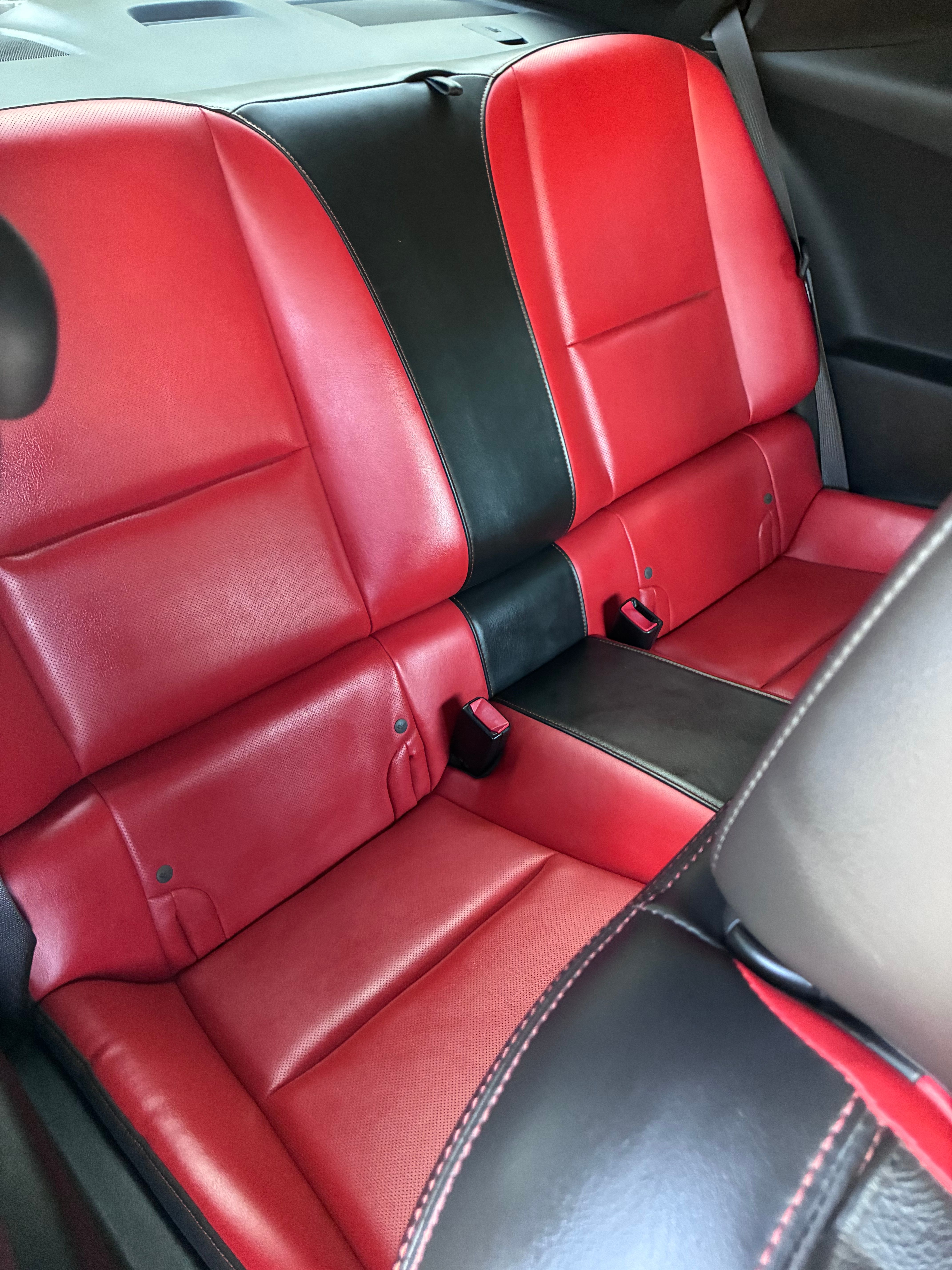 Used 2010 Chevrolet Camaro SS w/ Interior Accent Trim Package RWD image 14