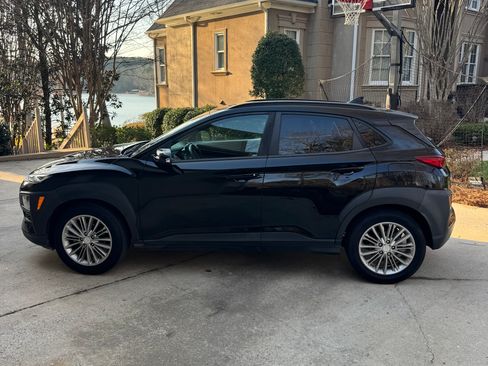 Used 2018 Hyundai Kona SEL image 18