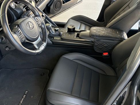 Used 2023 Lexus IS 350 F Sport w/ Navigation Package RWD image 10