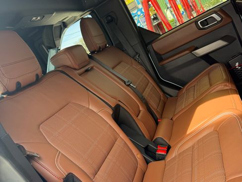 Used 2023 Ford Bronco Heritage Edition image 11