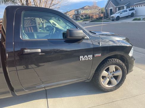 Used 2014 RAM 1500 Express RWD image 11