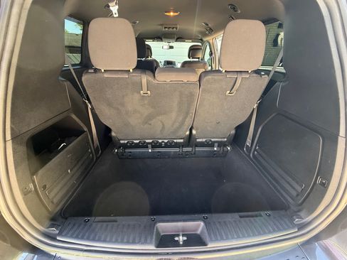 Used 2018 Dodge Grand Caravan SE FWD image 7