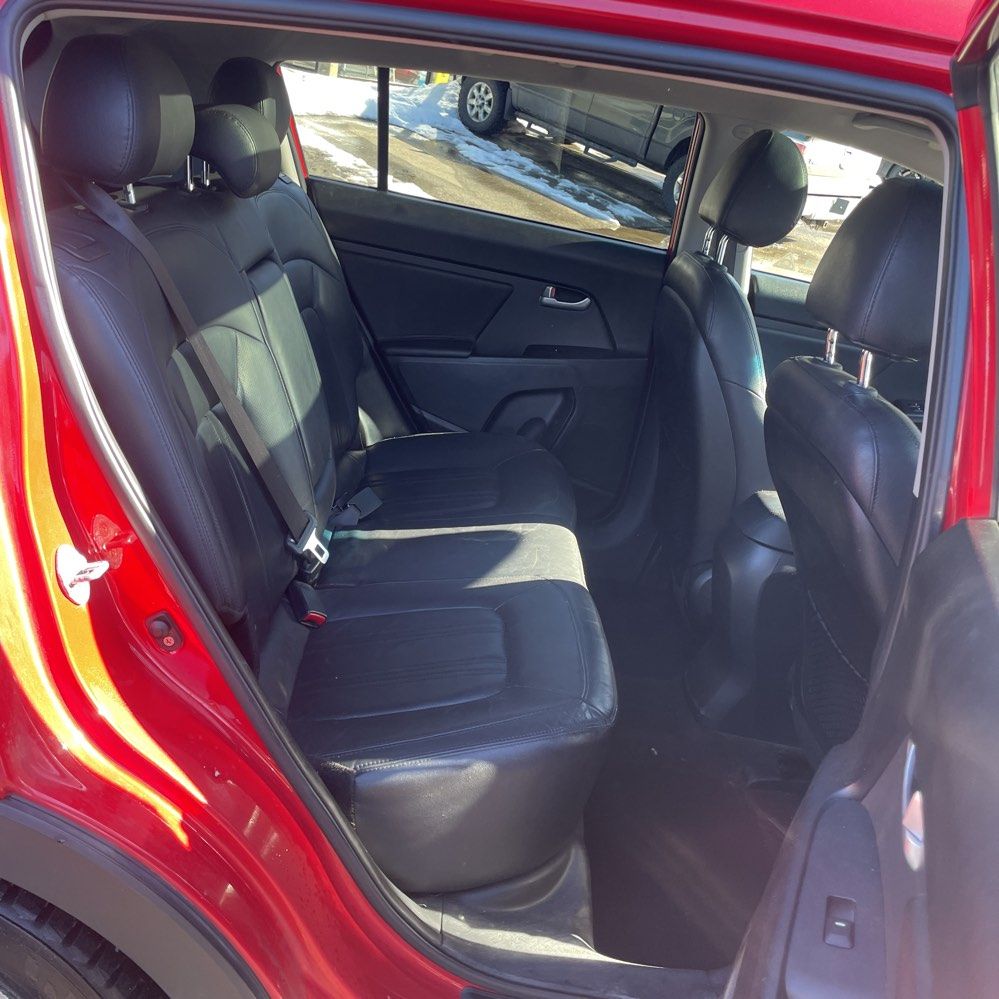 Used 2012 Kia Sportage EX w/ EX Premium Pkg AWD/4WD image 5