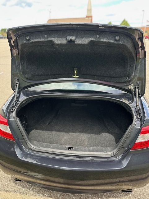 Used 2011 INFINITI M56 x w/ Deluxe Touring Pkg AWD/4WD image 19