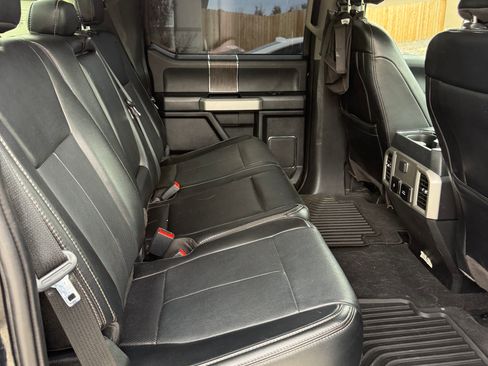 Used 2020 Ford F250 Lariat w/ Lariat Ultimate Package AWD/4WD image 12
