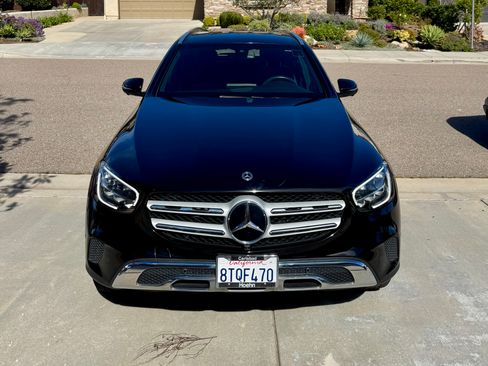 Used 2021 Mercedes-Benz GLC 300 image 1