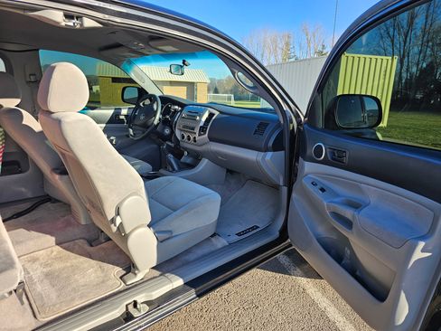 Used 2006 Toyota Tacoma 4x4 Access Cab image 8
