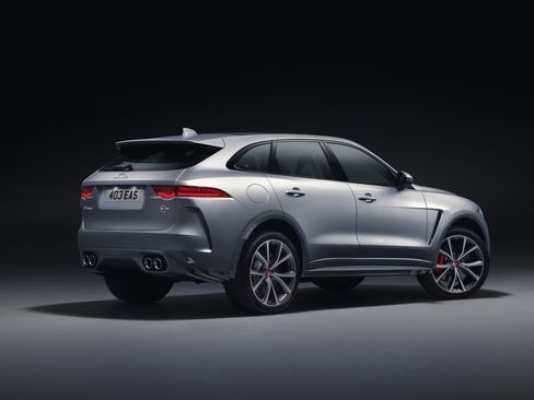 Used 2020 Jaguar F-PACE SVR image 11