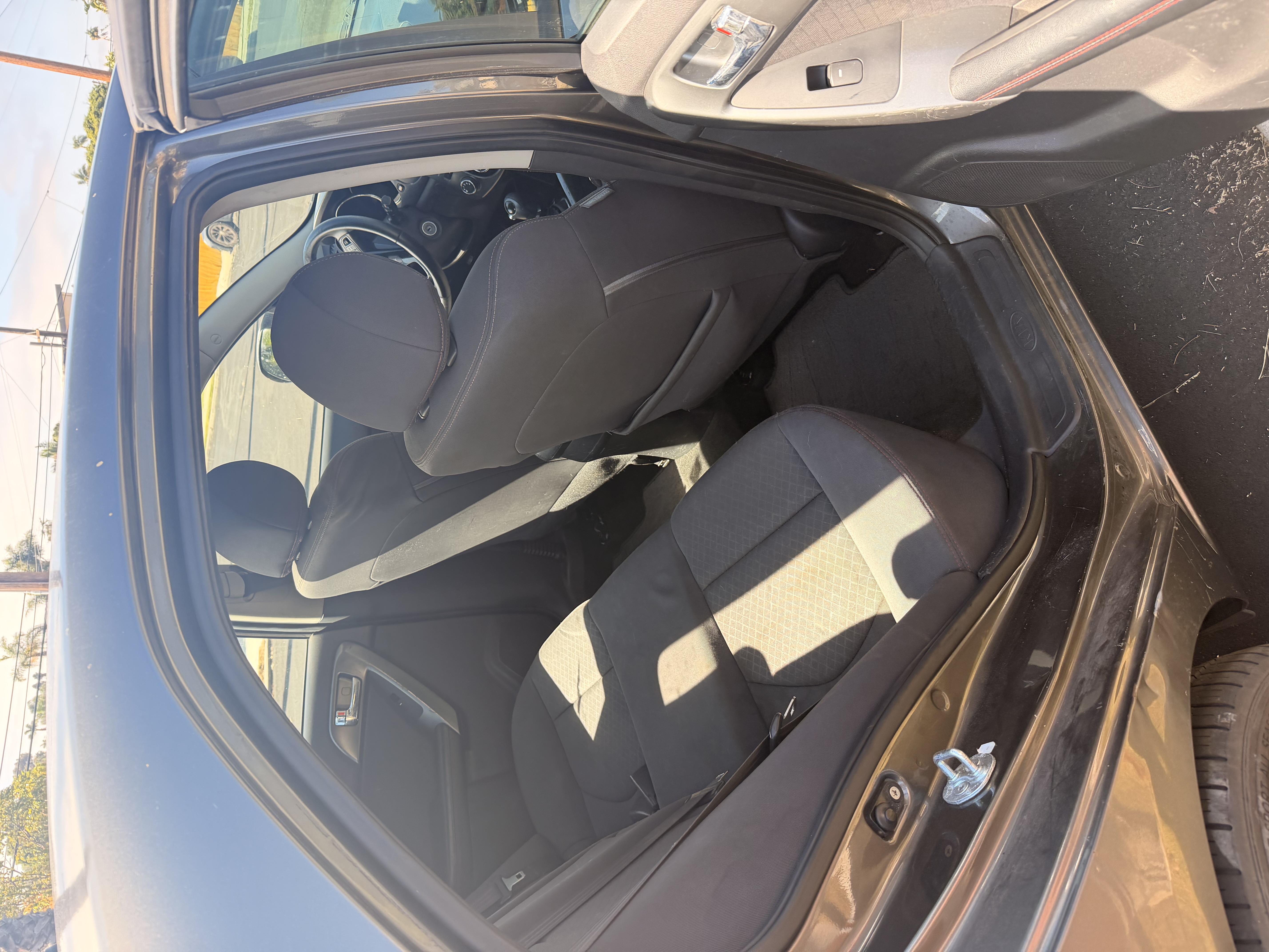 Used 2013 Kia Forte SX FWD image 10