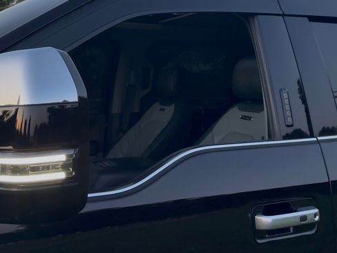 Used 2022 Ford F250 Limited w/ Snow Plow Prep Package AWD/4WD image 8