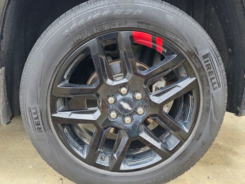 Used 2018 Chevrolet Traverse Premier w/ Redline Edition image 13