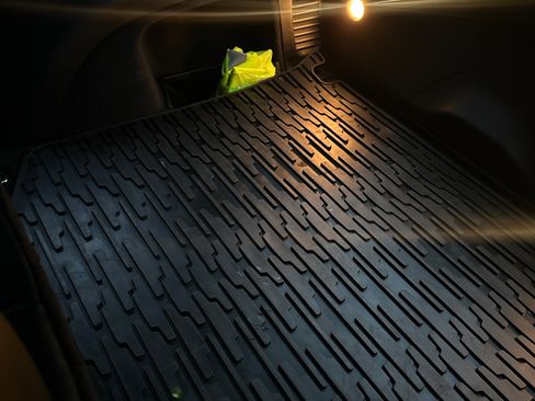 Used 2020 Jeep Grand Cherokee Altitude image 12