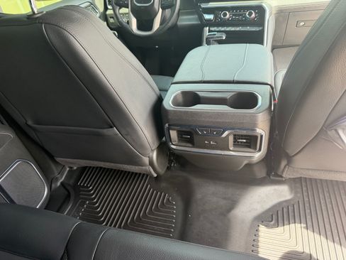 Used 2025 GMC Sierra 1500 Denali w/ Denali Reserve Package image 14