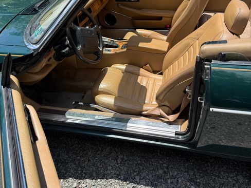 Used 1993 Jaguar XJS 4.0 Convertible RWD image 6