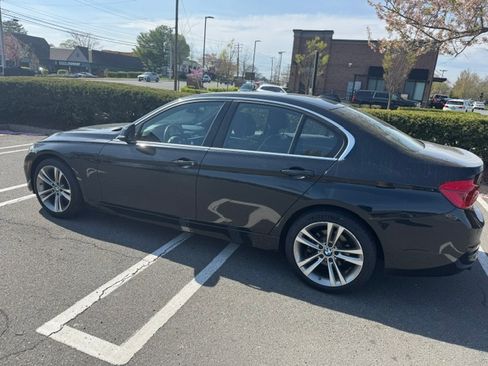 Used 2018 BMW 330i xDrive Sedan w/ Convenience Package AWD/4WD image 12