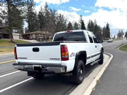Used 2000 Chevrolet Silverado 2500 4x4 Extended Cab image 5
