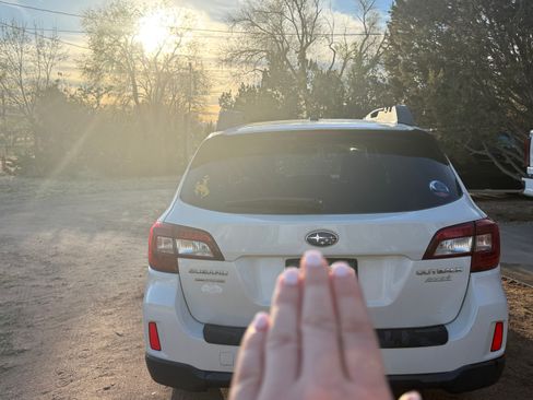 Used 2015 Subaru Outback 2.5i Limited image 5