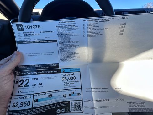 Used 2024 Toyota GR86 Premium image 20