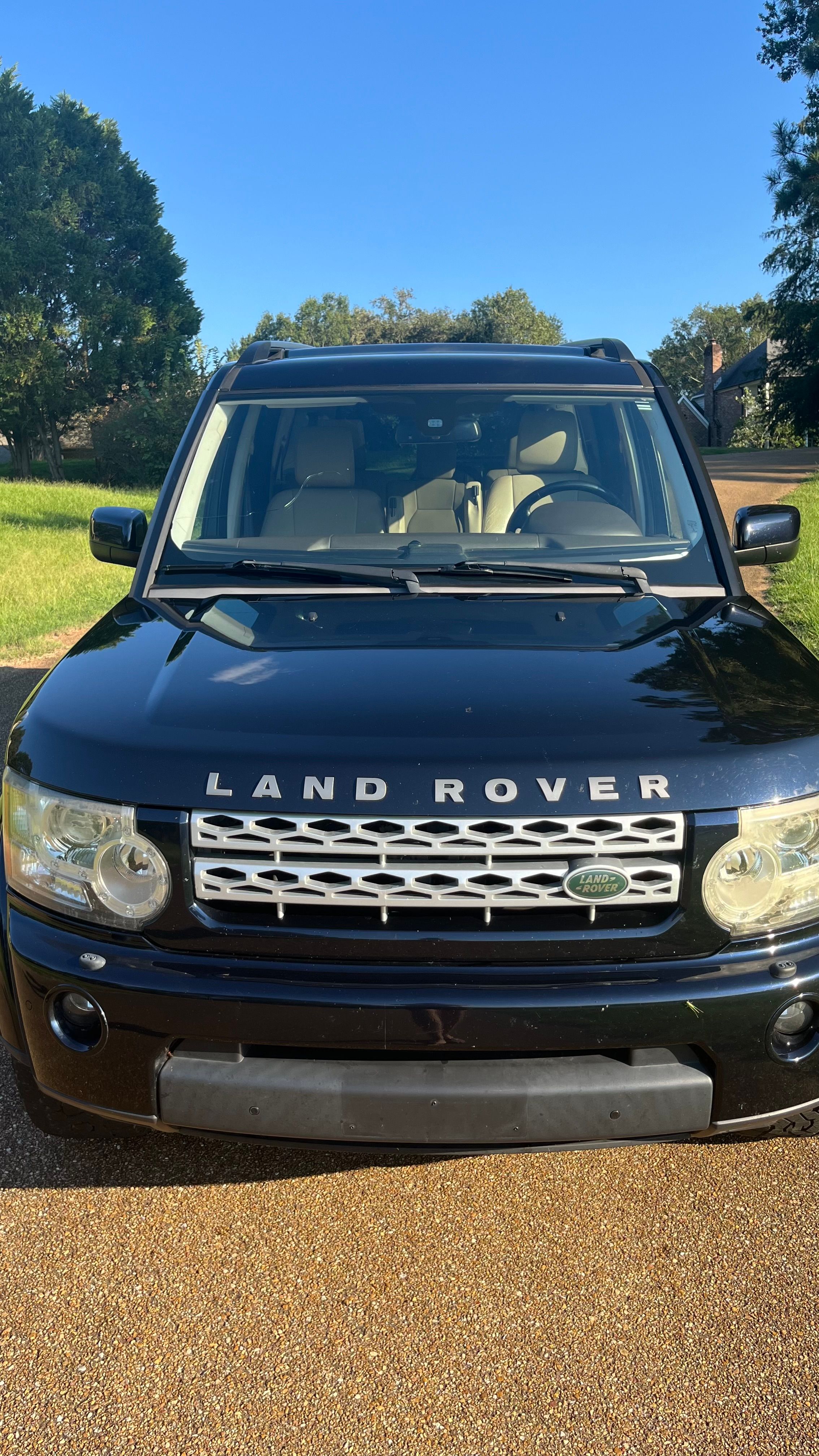 Used 2012 Land Rover LR4 HSE AWD/4WD image 1