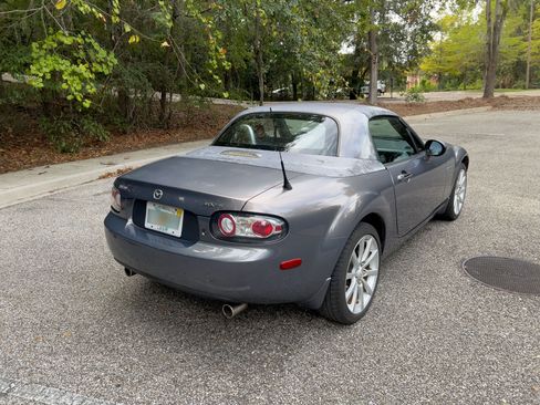 Used 2008 MAZDA MX-5 Miata Grand Touring w/ Premium Pkg image 12