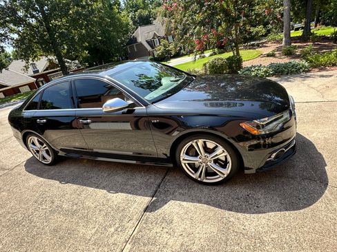 Used 2015 Audi S6 w/ Driver Assistance Package AWD/4WD image 2