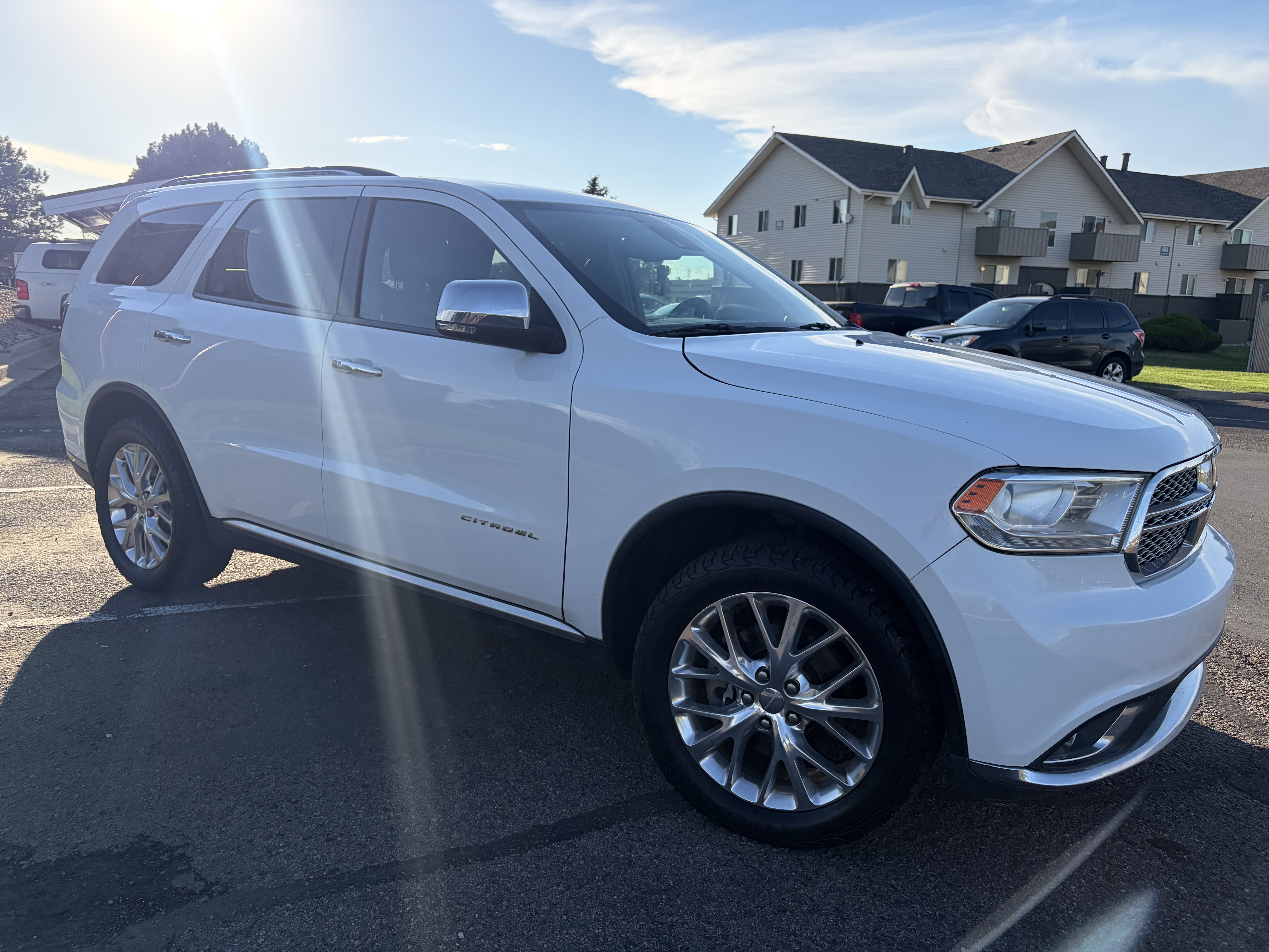 Used 2014 Dodge Durango Citadel w/ Technology Group AWD/4WD image 4