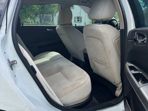 Used 2012 Chevrolet Impala LS FWD image 11