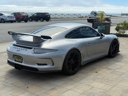 Used 2015 Porsche 911 GT3 RWD image 6