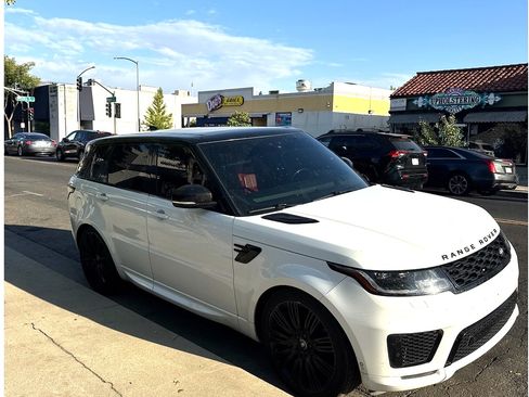 Used 2020 Land Rover Range Rover Sport HSE Dynamic image 9