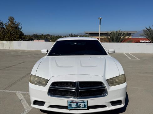 Used 2013 Dodge Charger SE w/ Sport Appearance Group RWD image 1