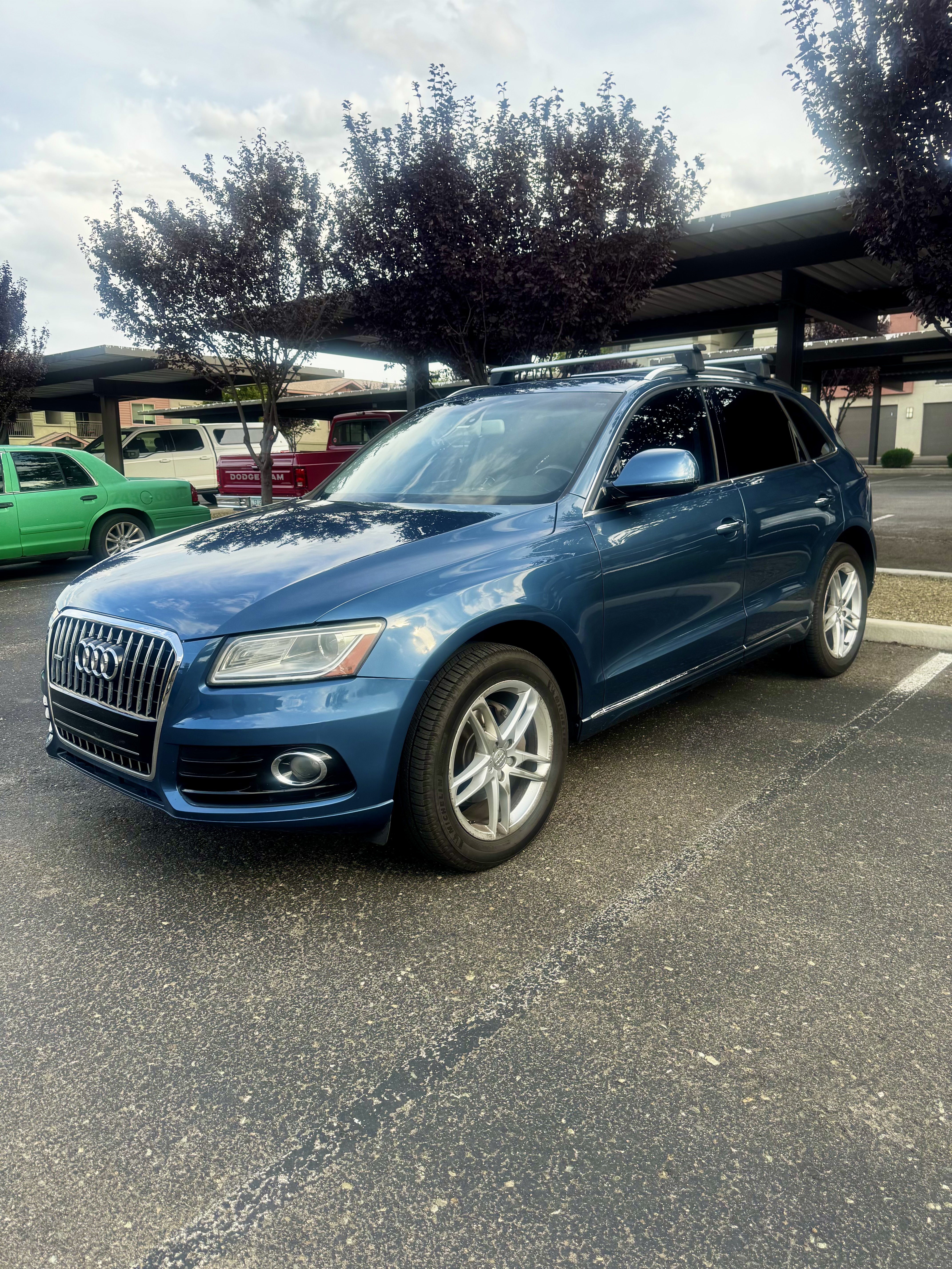 Used 2016 Audi Q5 2.0T Premium w/ Audi MMI Navigation Plus AWD/4WD image 2