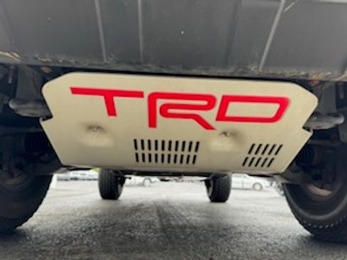 Used 2014 Toyota FJ Cruiser Sport Utility 2D w/ Trail Teams Ultimate Edition image 16