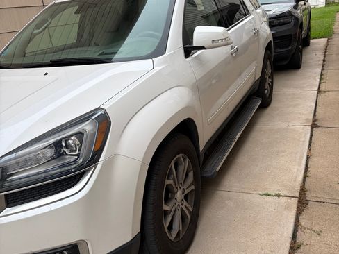 Used 2016 GMC Acadia SLT w/ Open Road Package AWD/4WD image 4