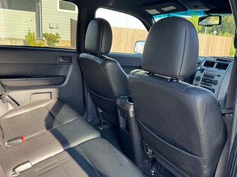 Used 2009 Ford Escape XLT AWD/4WD image 11