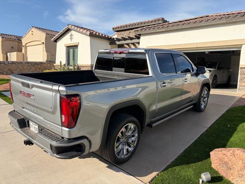 Used 2023 GMC Sierra 1500 Denali w/ Denali Reserve Package AWD/4WD image 10
