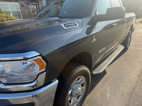 Used 2022 RAM 2500 Tradesman AWD/4WD image 2
