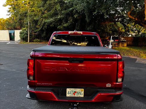 Used 2023 Chevrolet Colorado LT w/ LT Convenience Package image 5