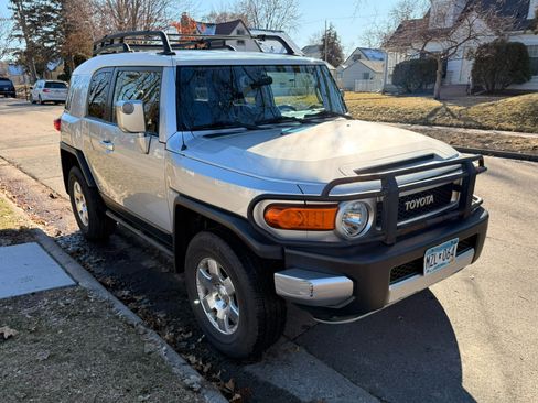 Used 2008 Toyota FJ Cruiser 4WD image 1