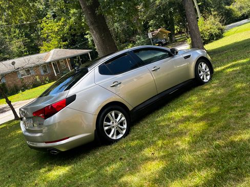 Used 2013 Kia Optima EX w/ Premium Pkg FWD image 4