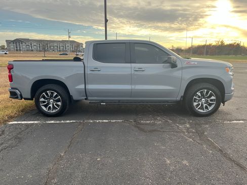Used 2024 Chevrolet Silverado 1500 RST w/ Convenience Package II image 17